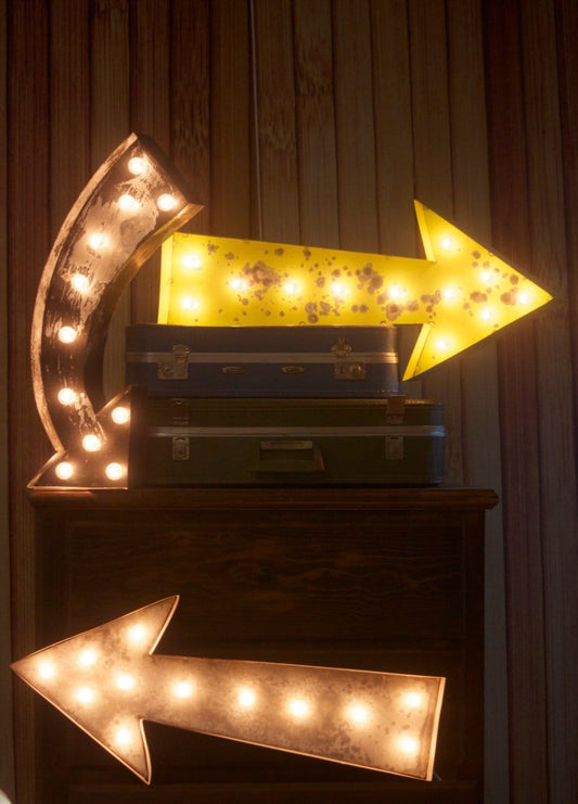 Large old vintage style marquee arrow lighted arrow metal.......... restaurant bar wedding birthday home logo business decor