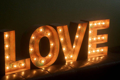 Junkartgypsyz marquee replacement bulbs: led or incandescent