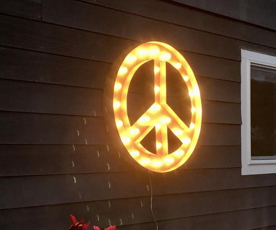 Commercial outdoor metal marquee letters, illuminated, powder coated, light up letter, outdoor business sign logo, large 16" to 36" led